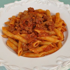 Penne with meat sauce