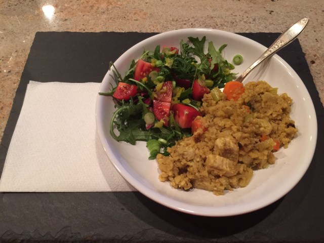 Curried rice with chicken and vegetables