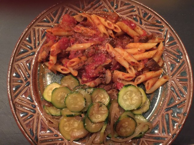 Penne with tomato mushroom sauce and zucchini