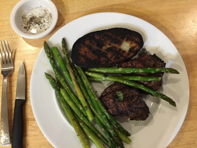 Lamb chops with grilled potato and asparagus